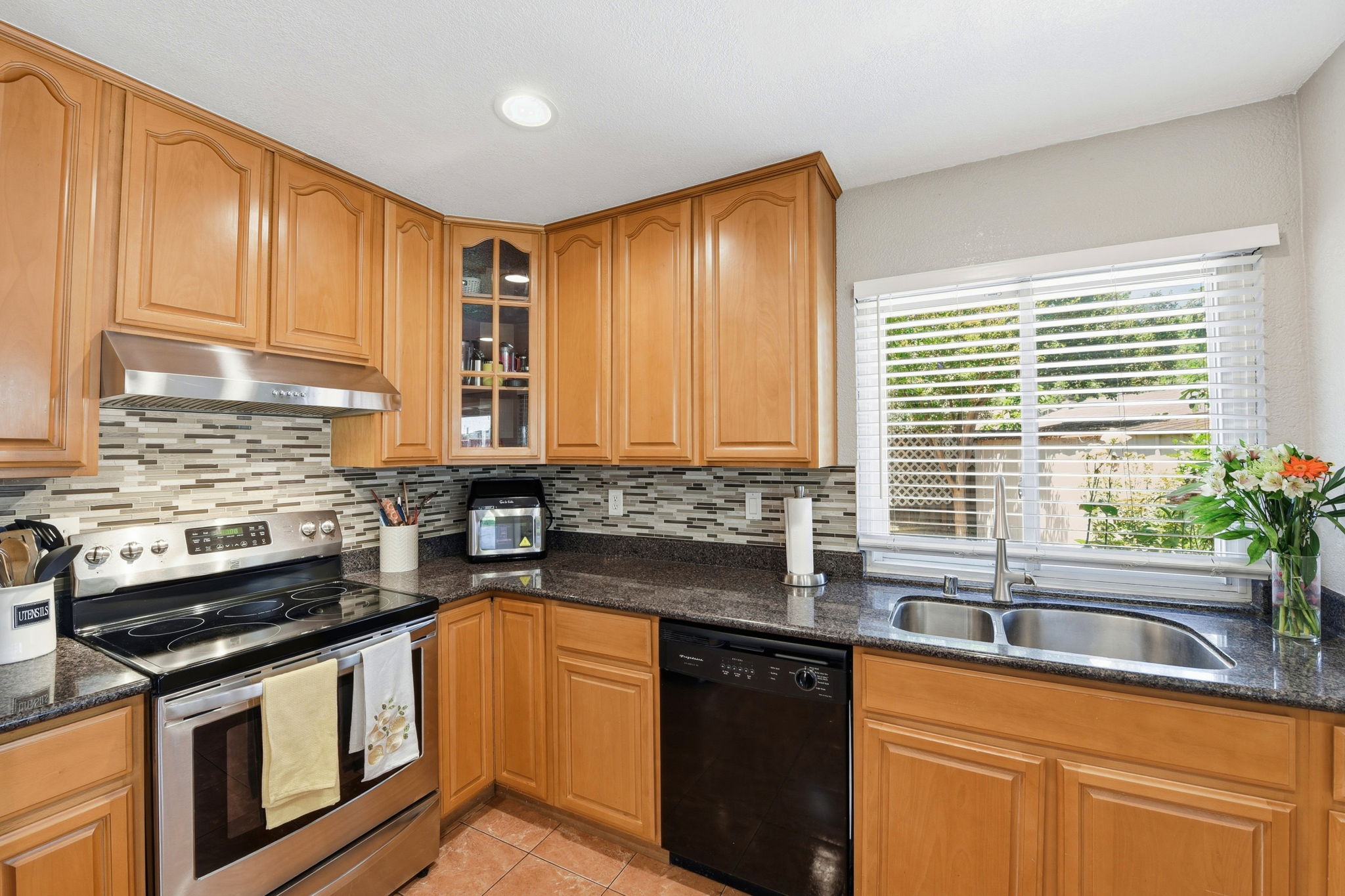 012_F8_597 Oldbrook Ct