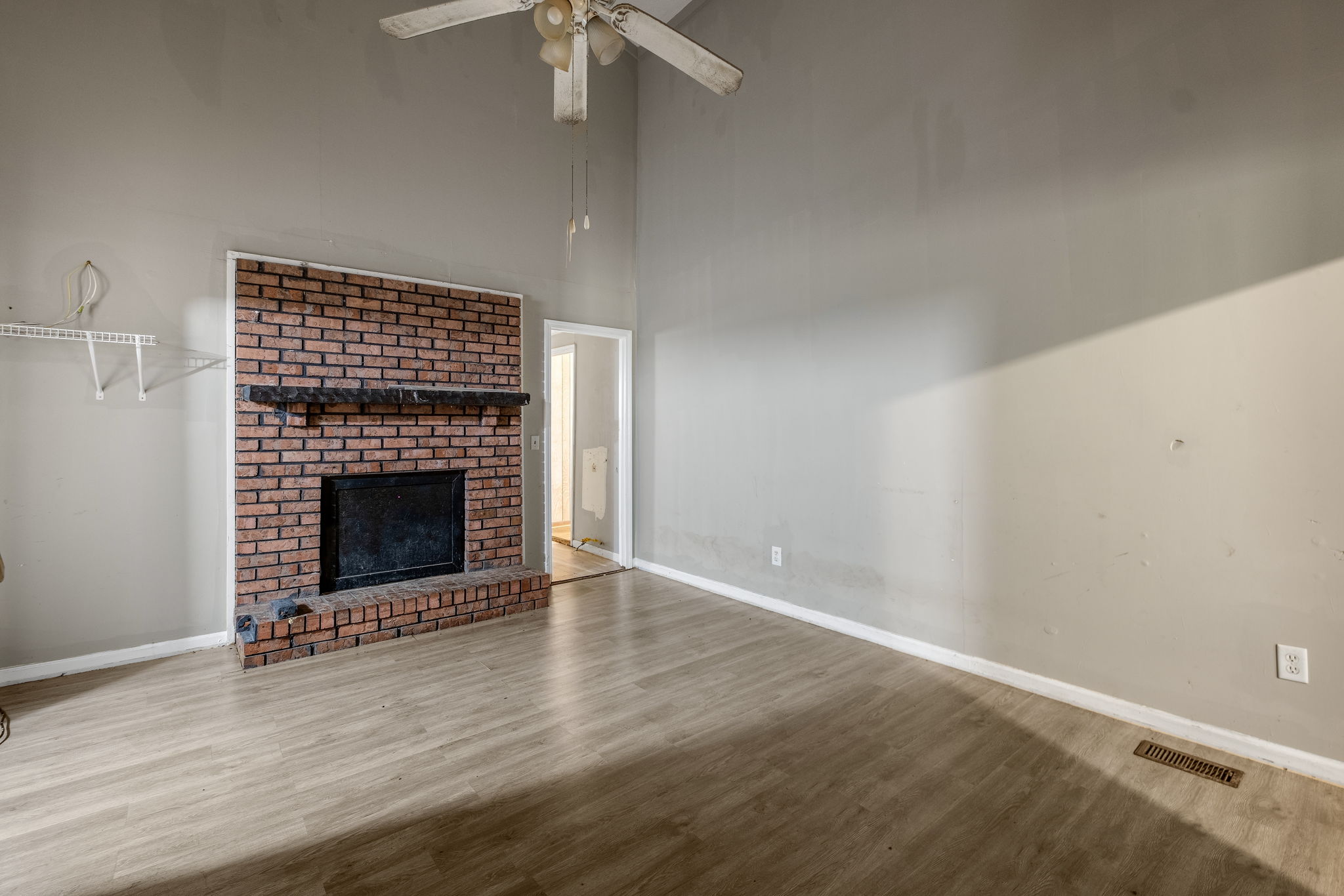 597 Sanders-Davis Rd, Newnan, GA 30263, USA Photo 8