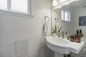  Photo 36