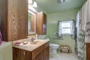  Photo 43