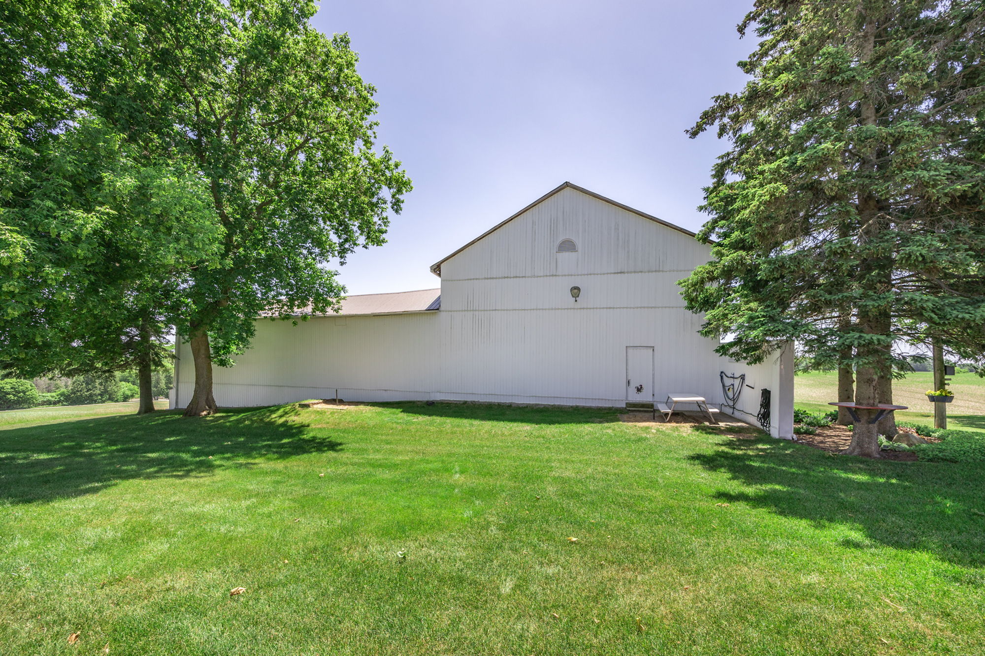  Photo 129