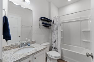  Photo 23