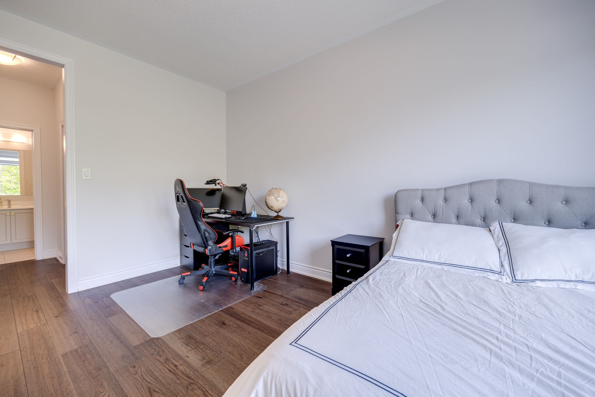 Vaughan property showcase — delivered property photograph 37