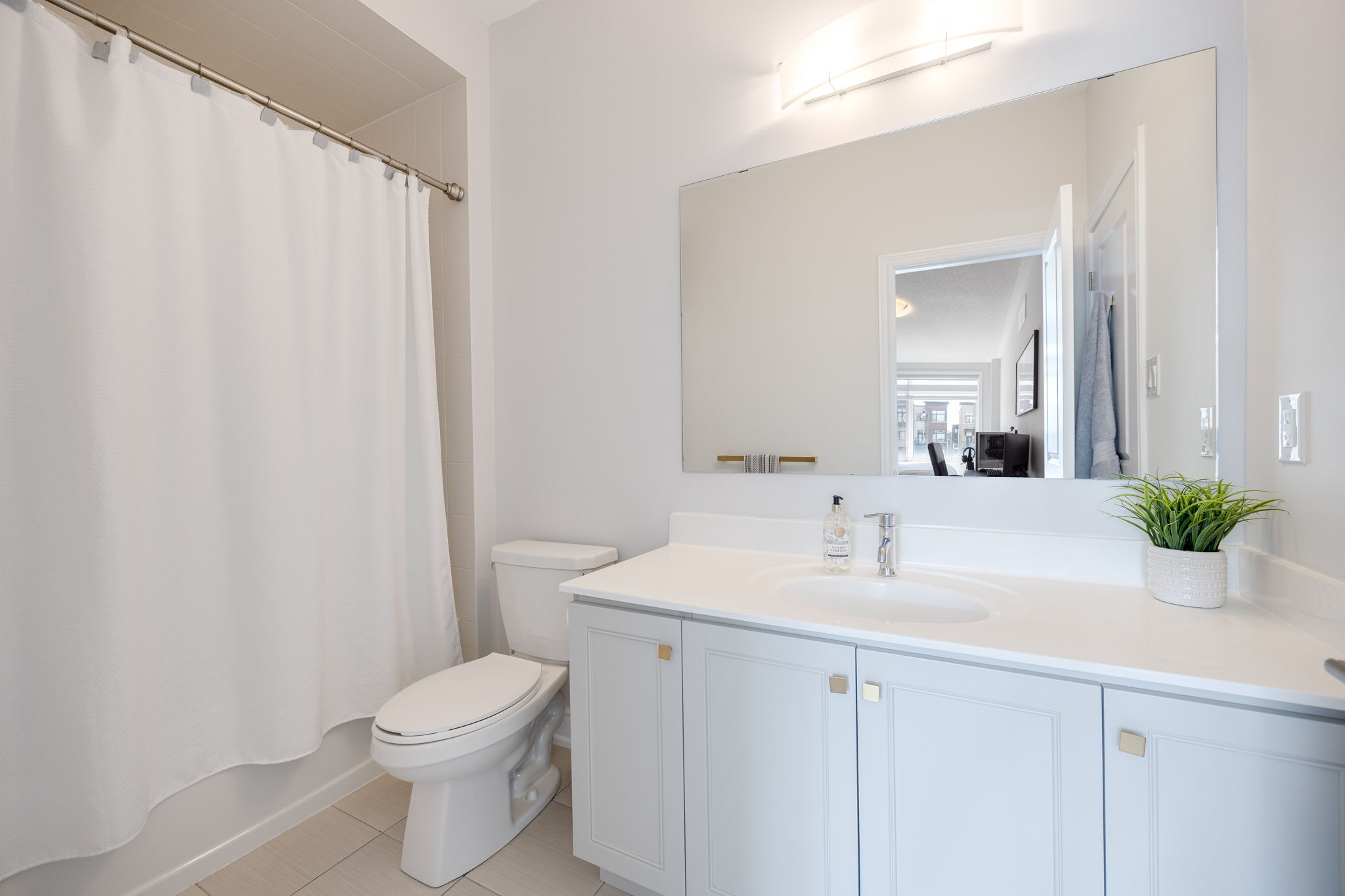 Vaughan property showcase — delivered property photograph 34