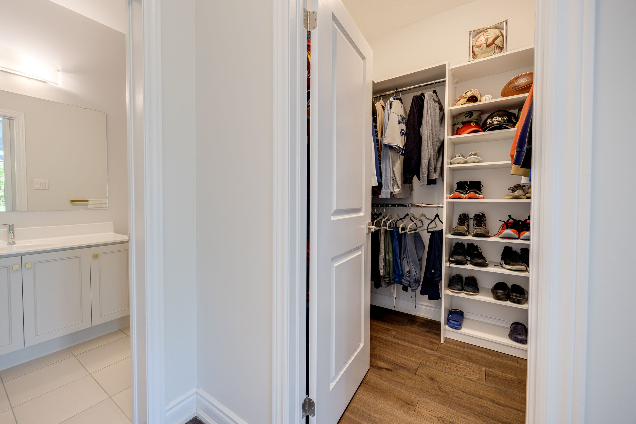 Vaughan property showcase — delivered property photograph 38