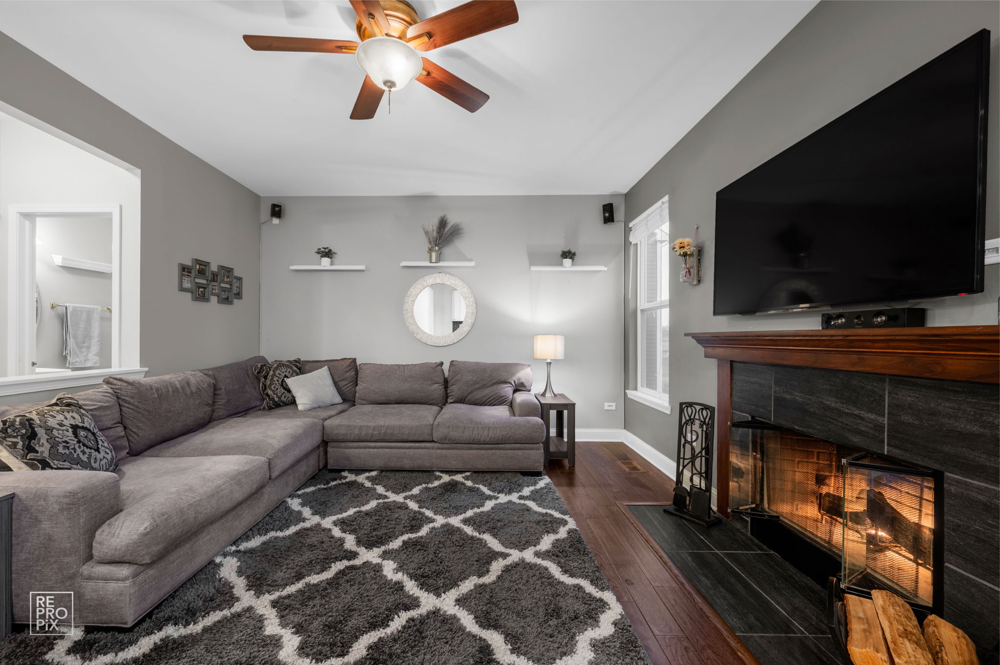  598 Wexford Ct, Elgin, IL 60124_010