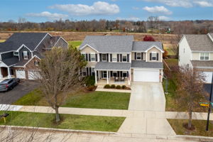  598 Wexford Ct, Elgin, IL 60124_002