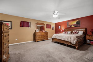  598 Wexford Ct, Elgin, IL 60124_013