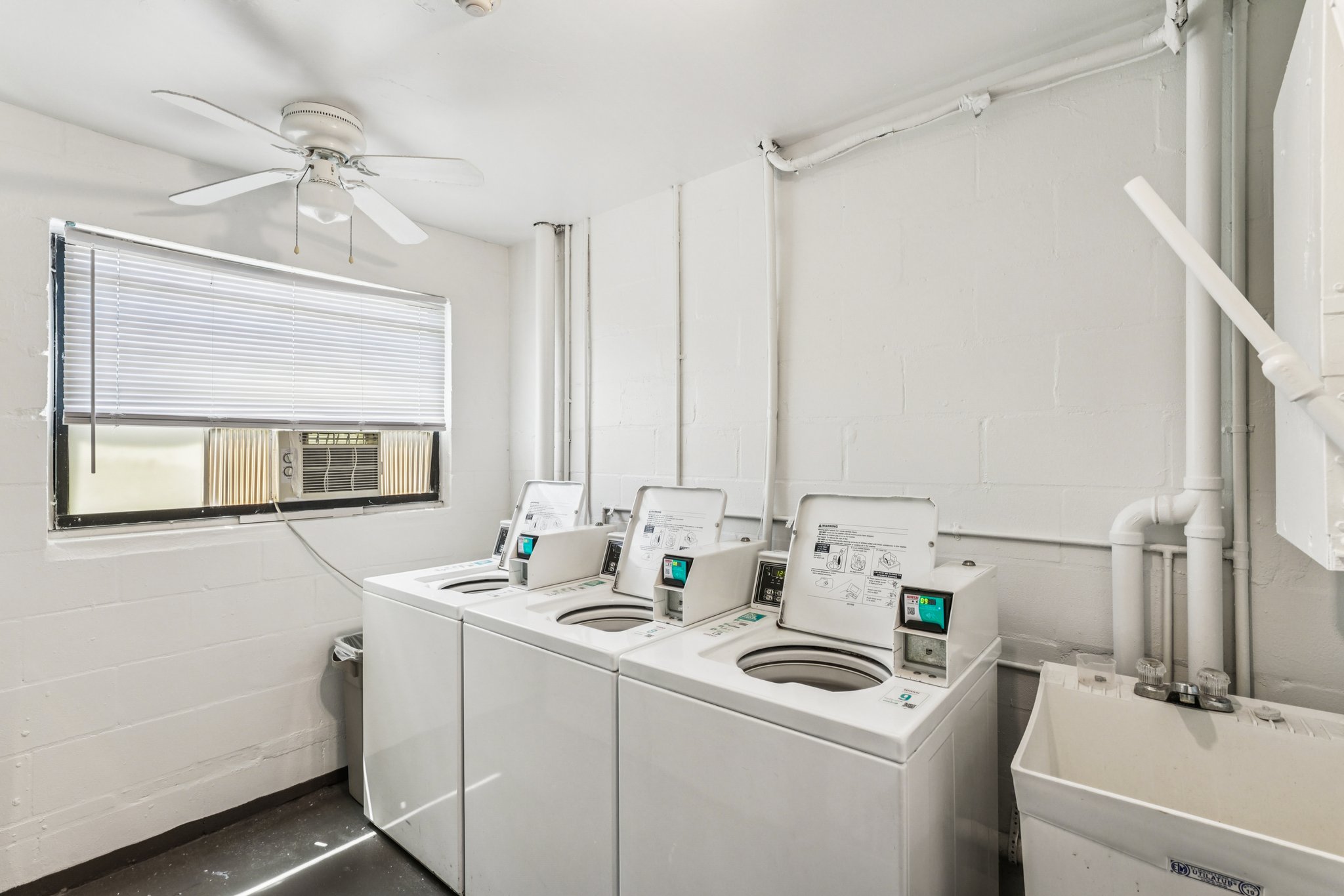 80th St N 410-S3007-043.jpg