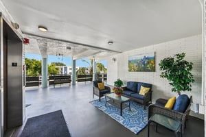 80th St N 410-S3007-004.jpg