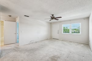 80th St N 410-S3007-013.jpg