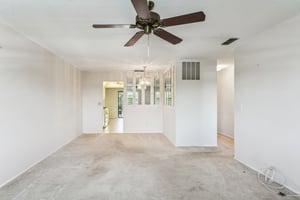 80th St N 410-S3007-016.jpg