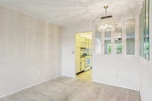 80th St N 410-S3007-019.jpg