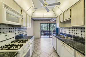 80th St N 410-S3007-023.jpg