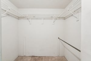 80th St N 410-S3007-033.jpg