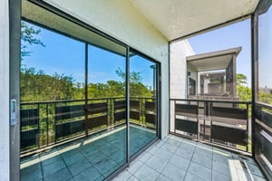 80th St N 410-S3007-047.jpg