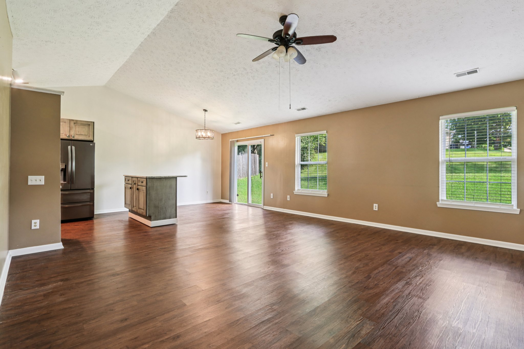 Sycamore Forge Ln-S1607-007.jpg