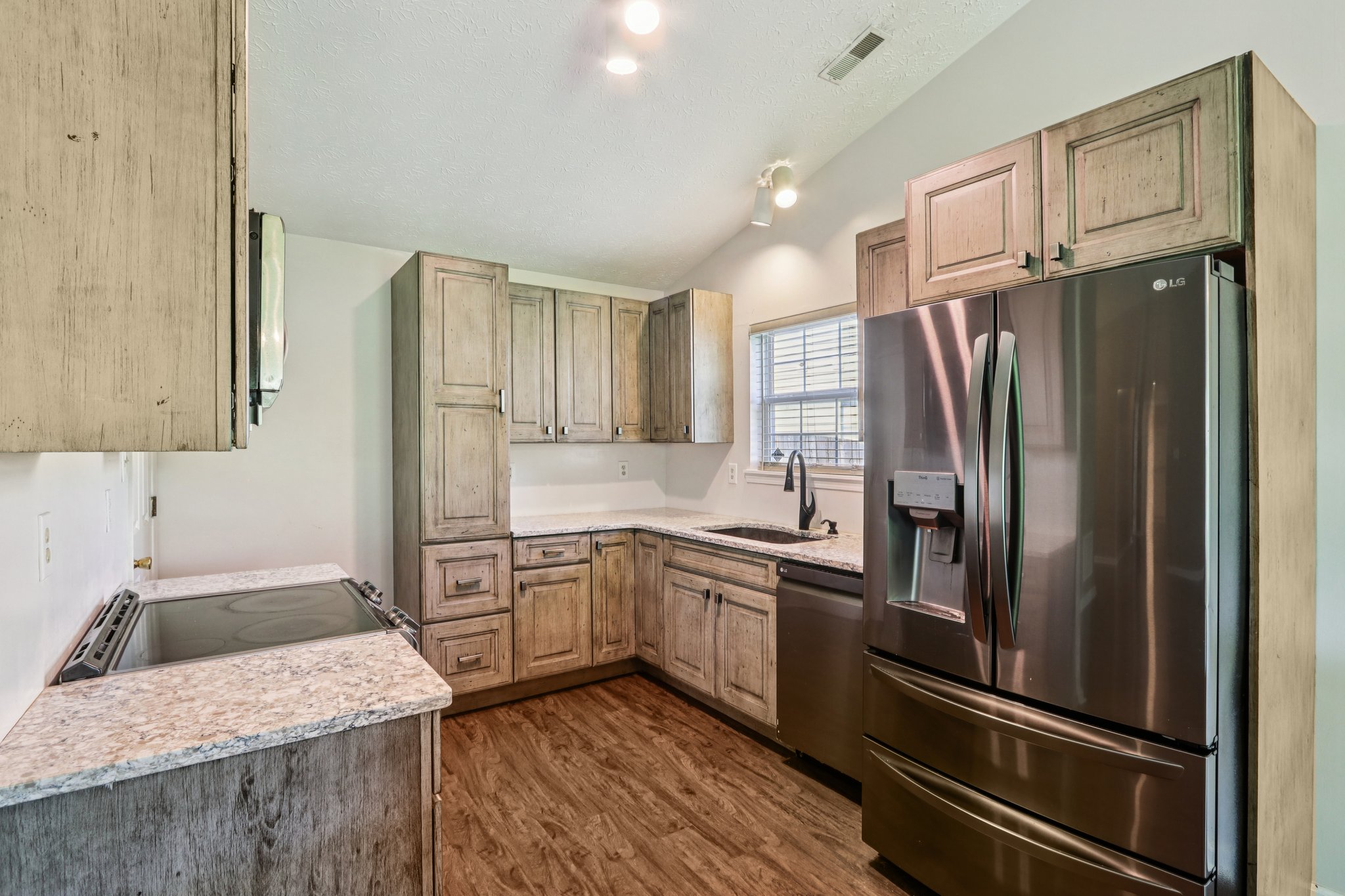 Sycamore Forge Ln-S1607-012.jpg