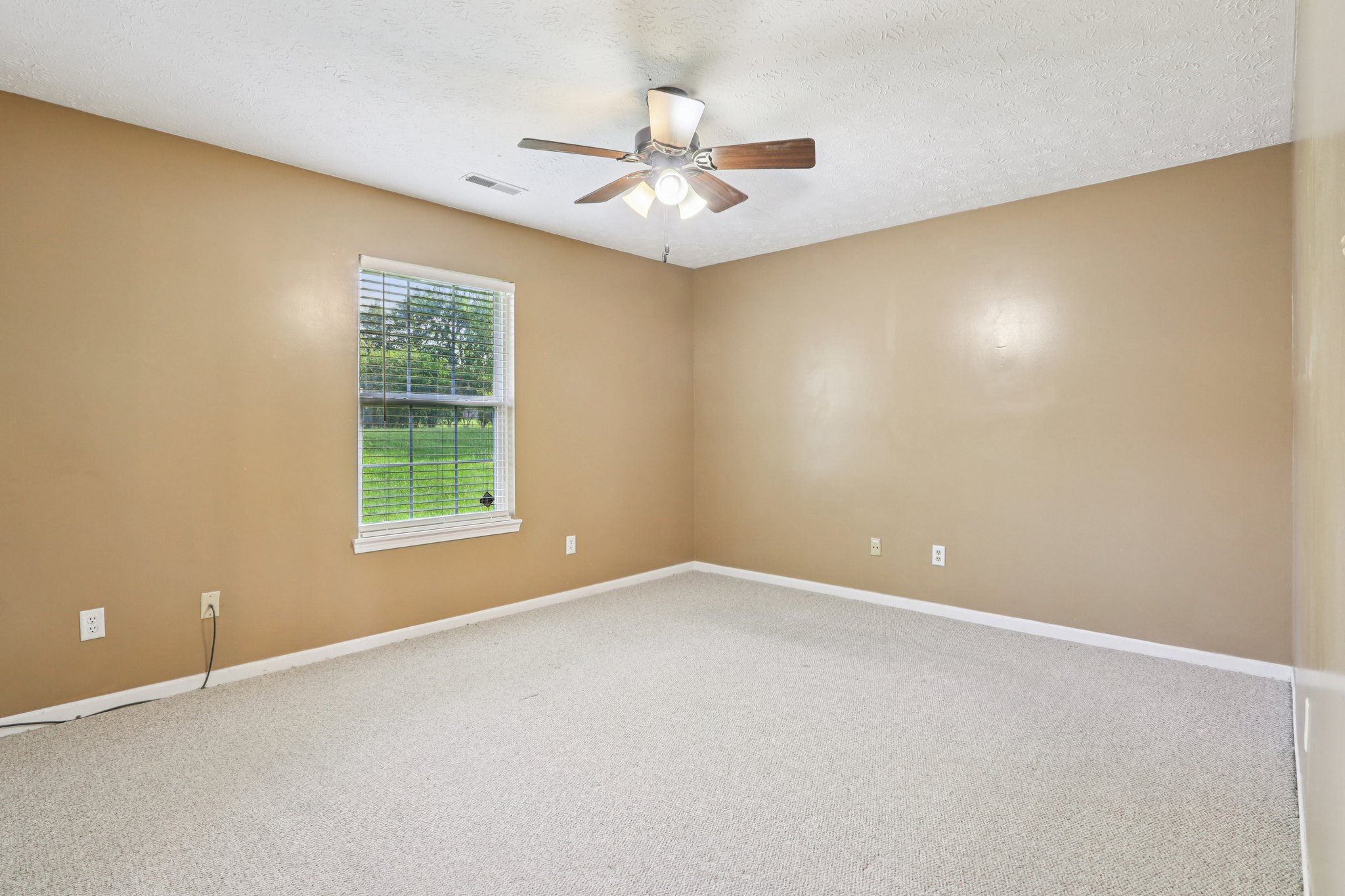 Sycamore Forge Ln-S1607-016.jpg