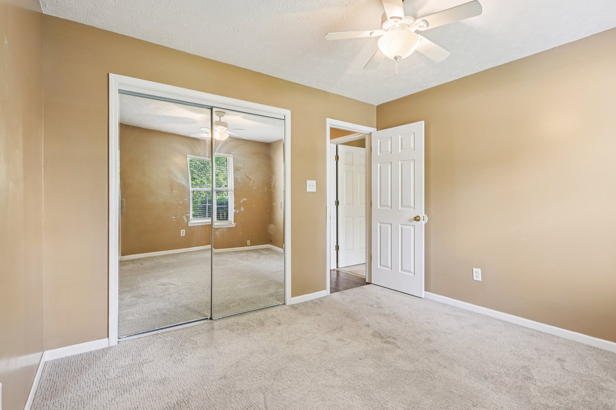 Sycamore Forge Ln-S1607-025.jpg