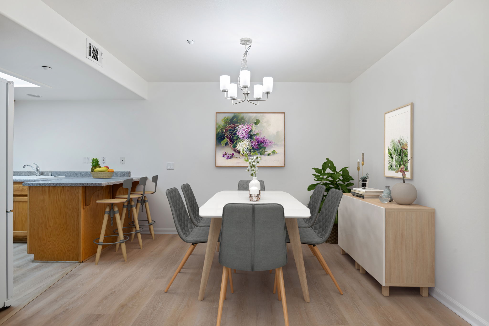 05 - Dining (Virtual Staging)