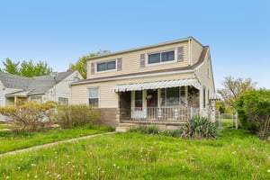 E 250th St-S0305-002.jpg