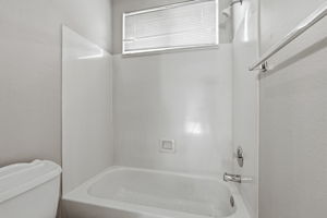  Photo 39