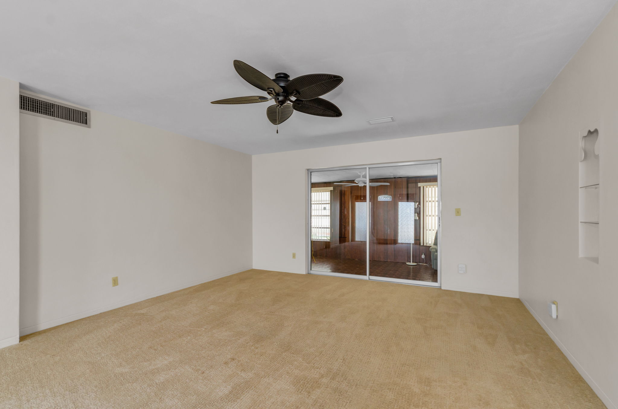 Living Room4