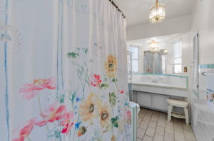 Bathroom2a