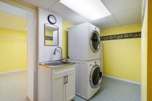  Photo 49
