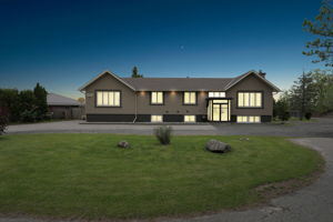  Photo 0