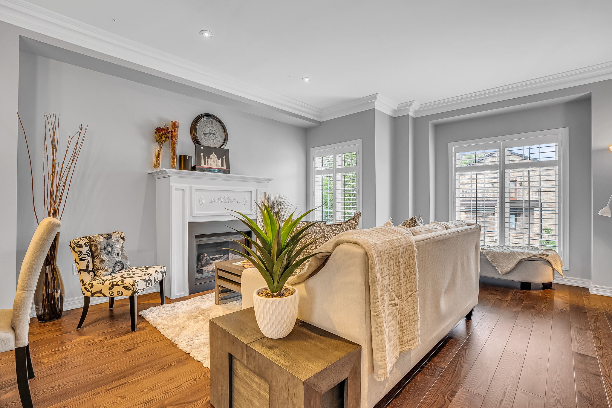 23-family room1