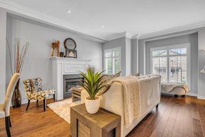 23-family room1