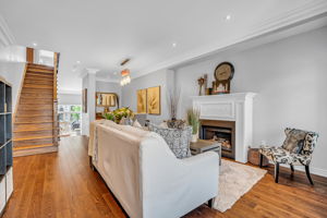 24-family room2