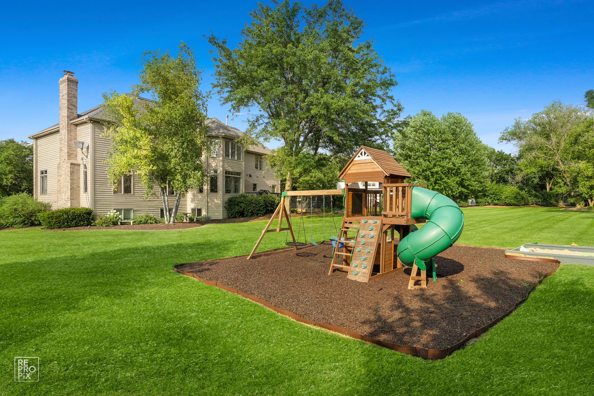 5N869 Westwood Ln, St. Charles, IL 60175_029