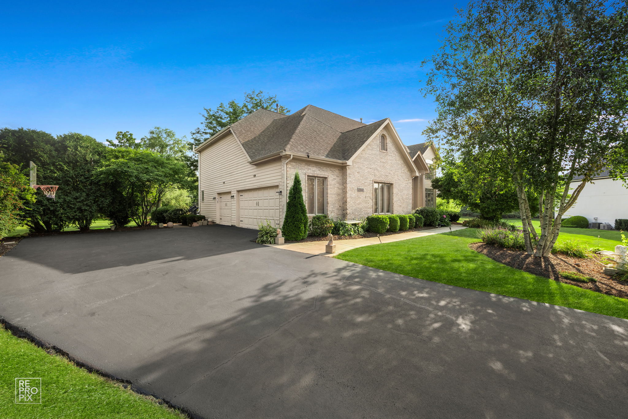 5N869 Westwood Ln, St. Charles, IL 60175_002