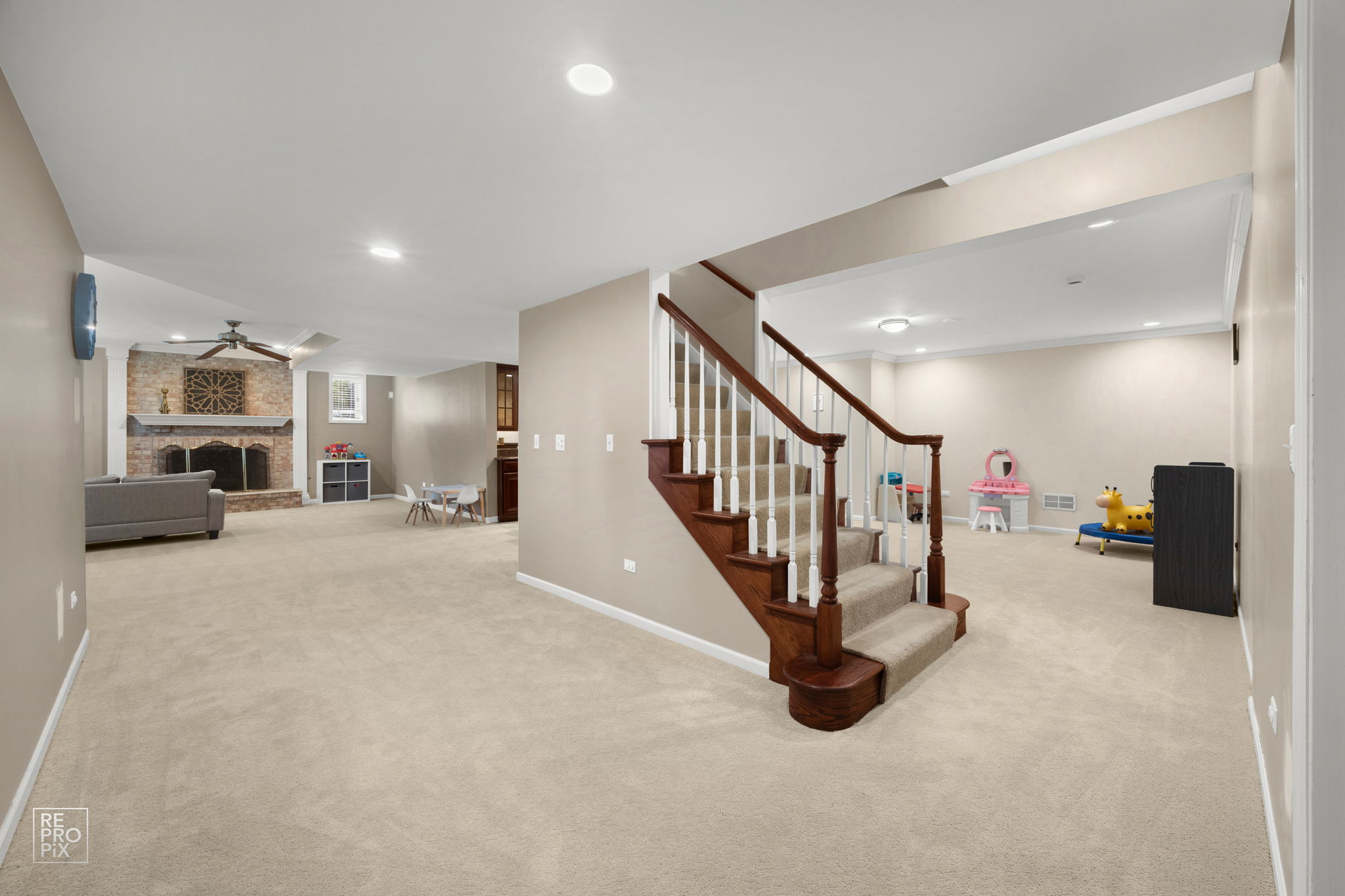 5N869 Westwood Ln, St. Charles, IL 60175_024