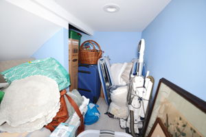 Bedroom 4 Storage - 495A9950 (1)