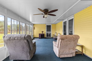 Screened-in Porch