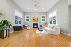  Photo 23