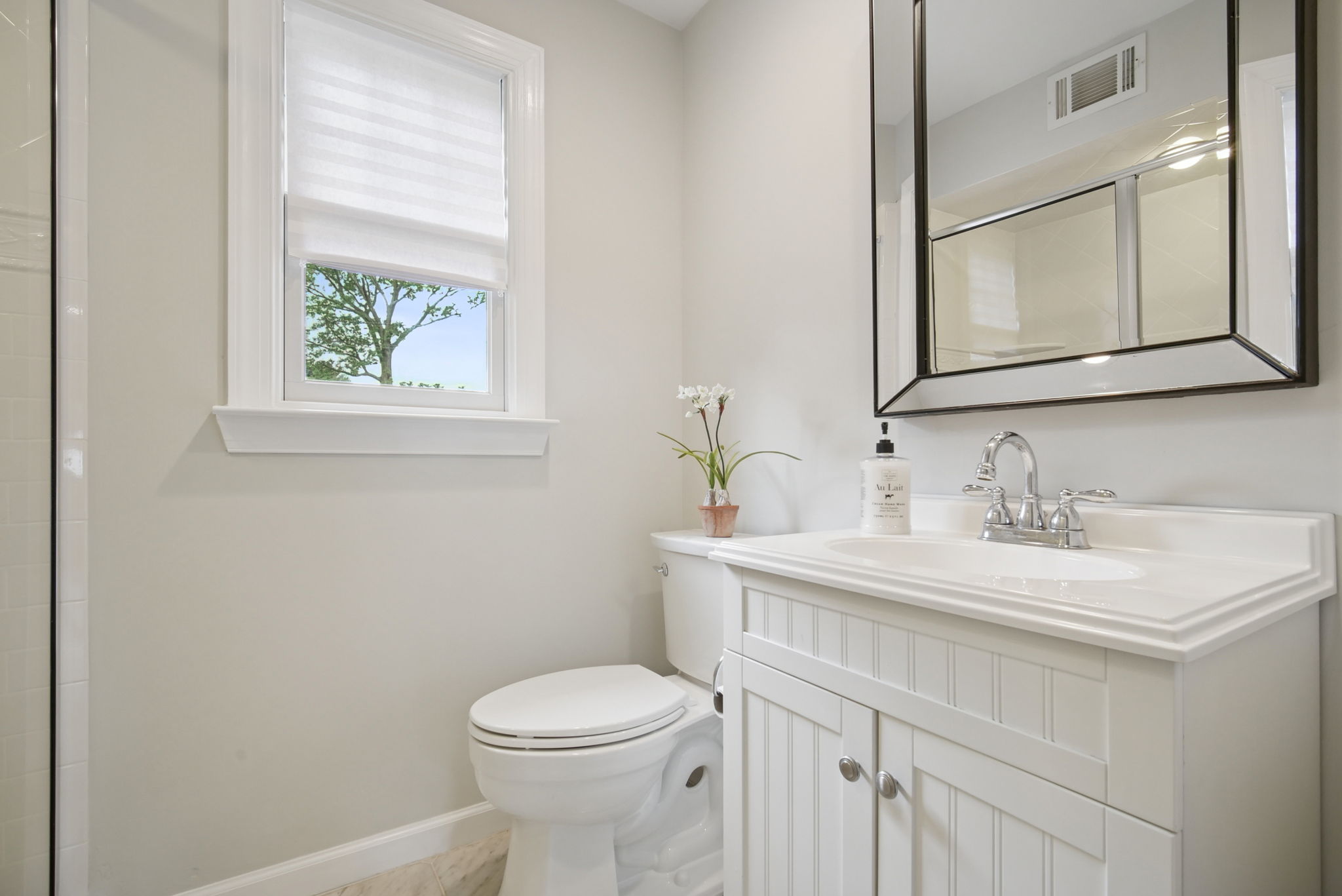 Full Bath (Ground level)