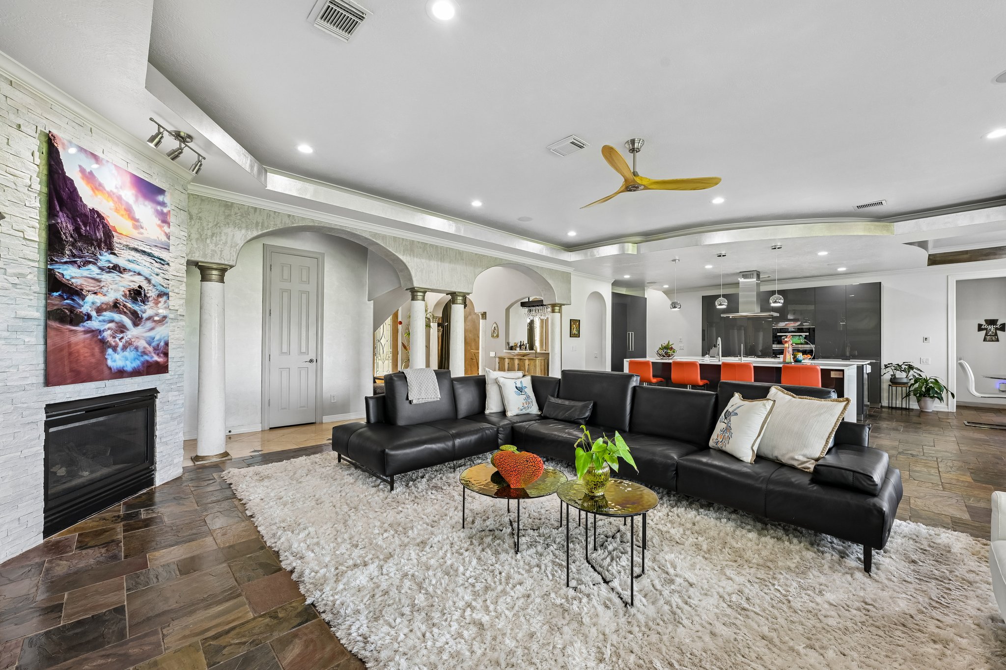 Farrell Ridge Dr-S1210-016.jpg