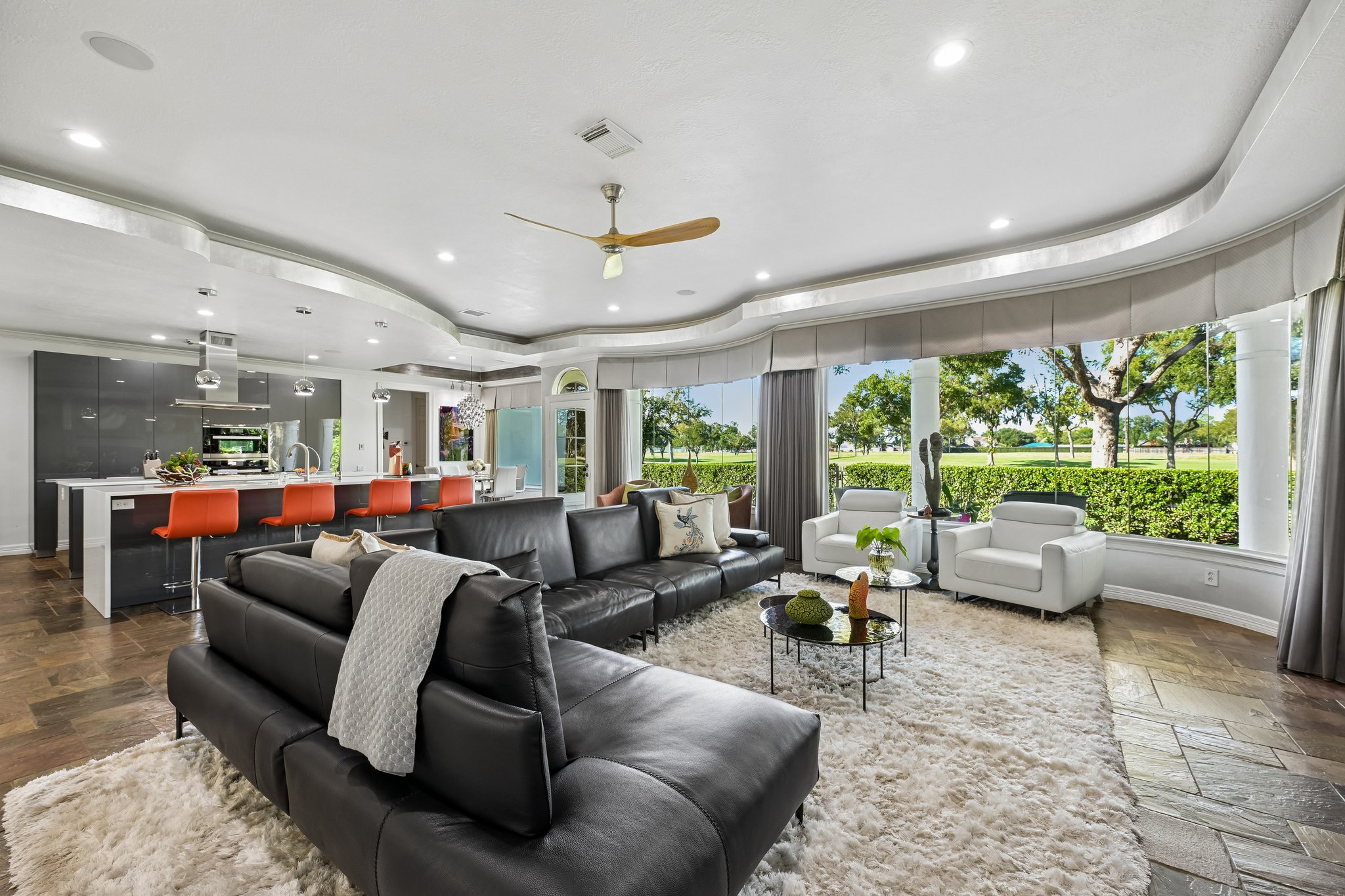 Farrell Ridge Dr-S1210-018.jpg