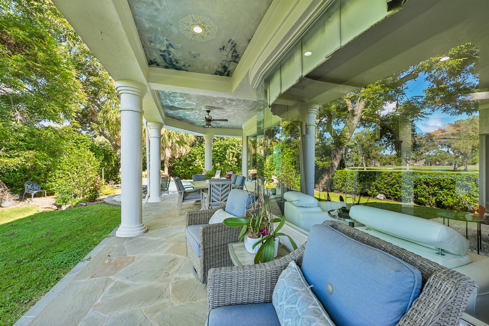 Farrell Ridge Dr-S1210-056.jpg