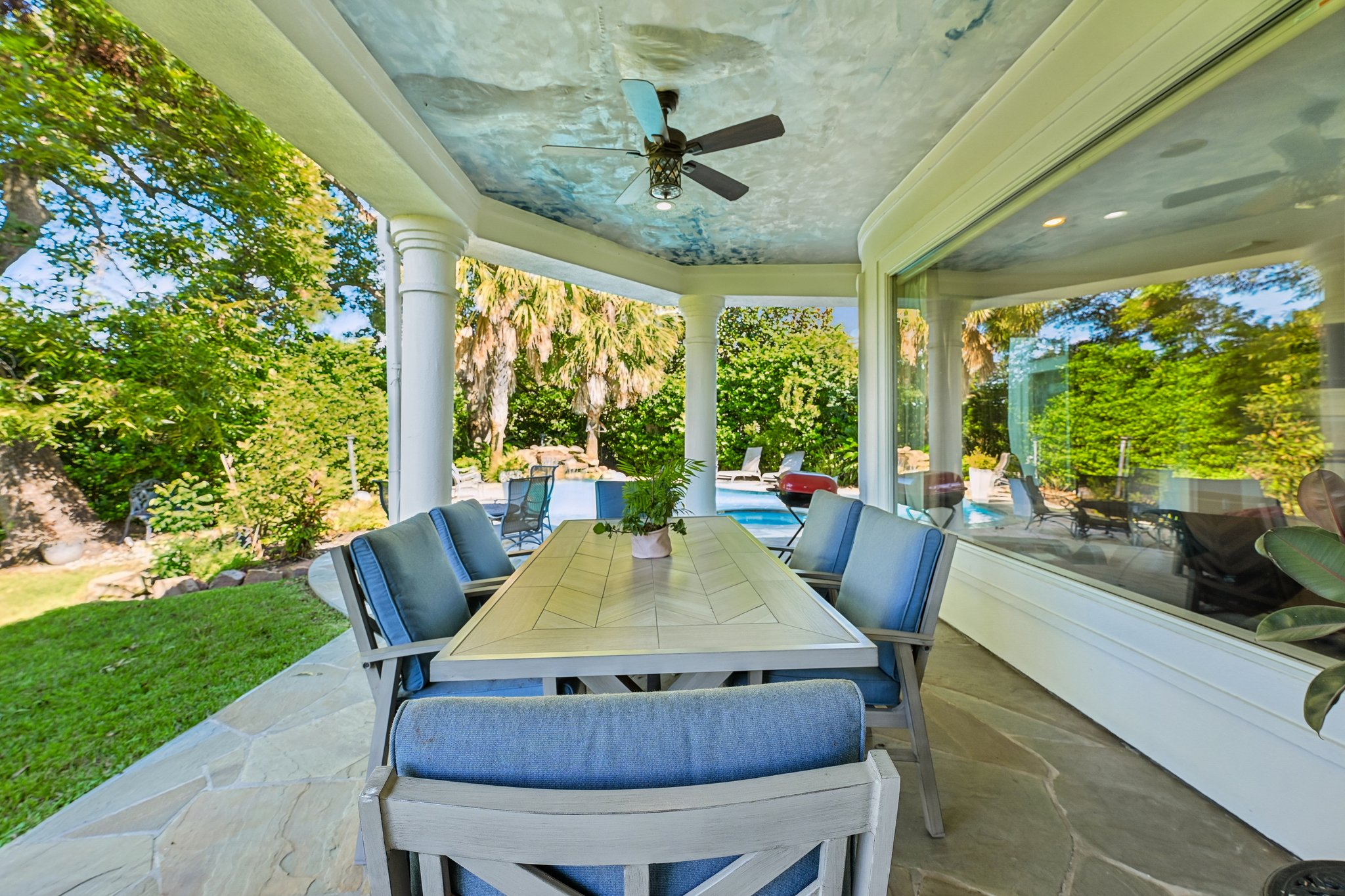 Farrell Ridge Dr-S1210-057.jpg