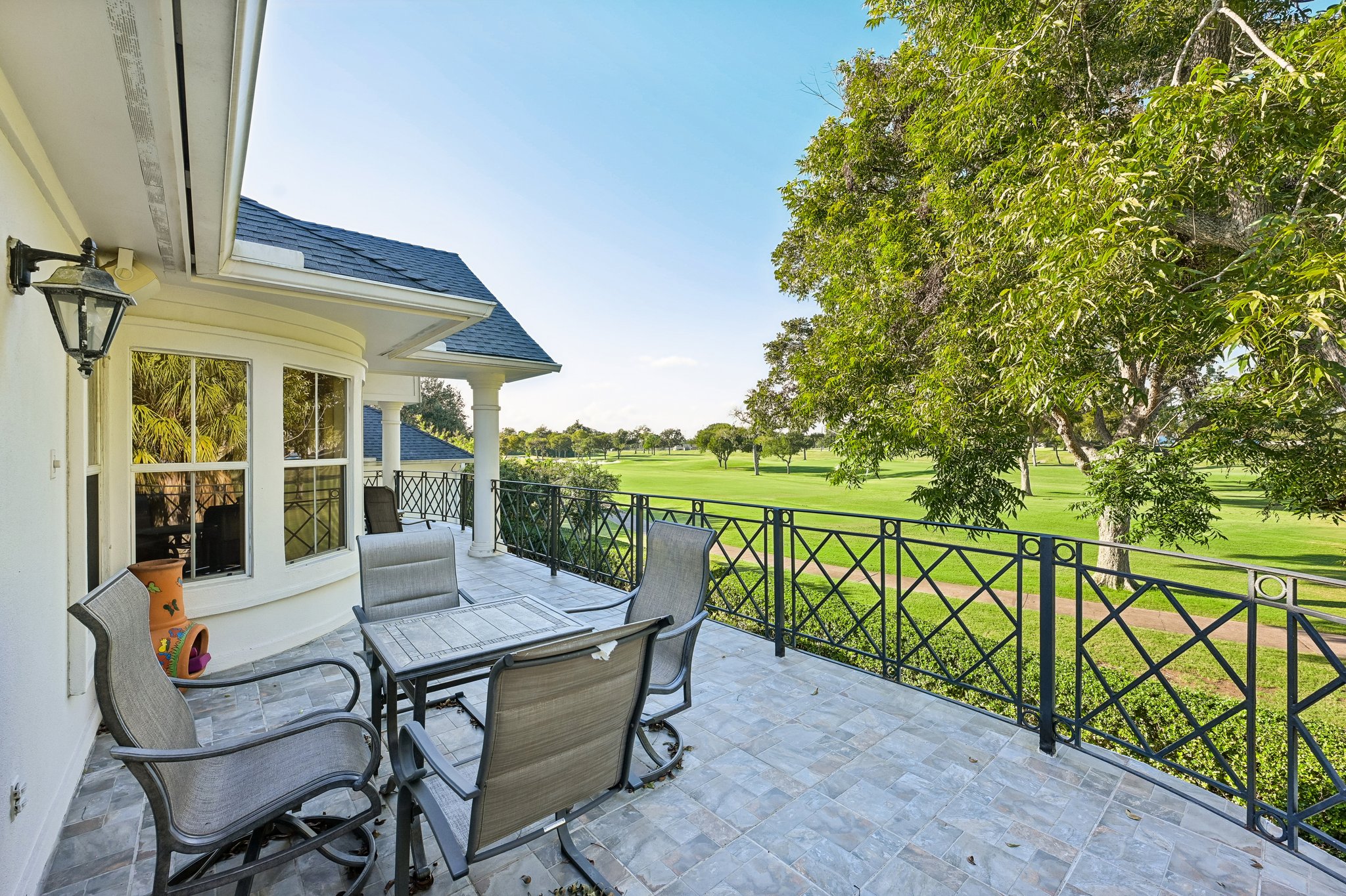 Farrell Ridge Dr-S1210-064.jpg