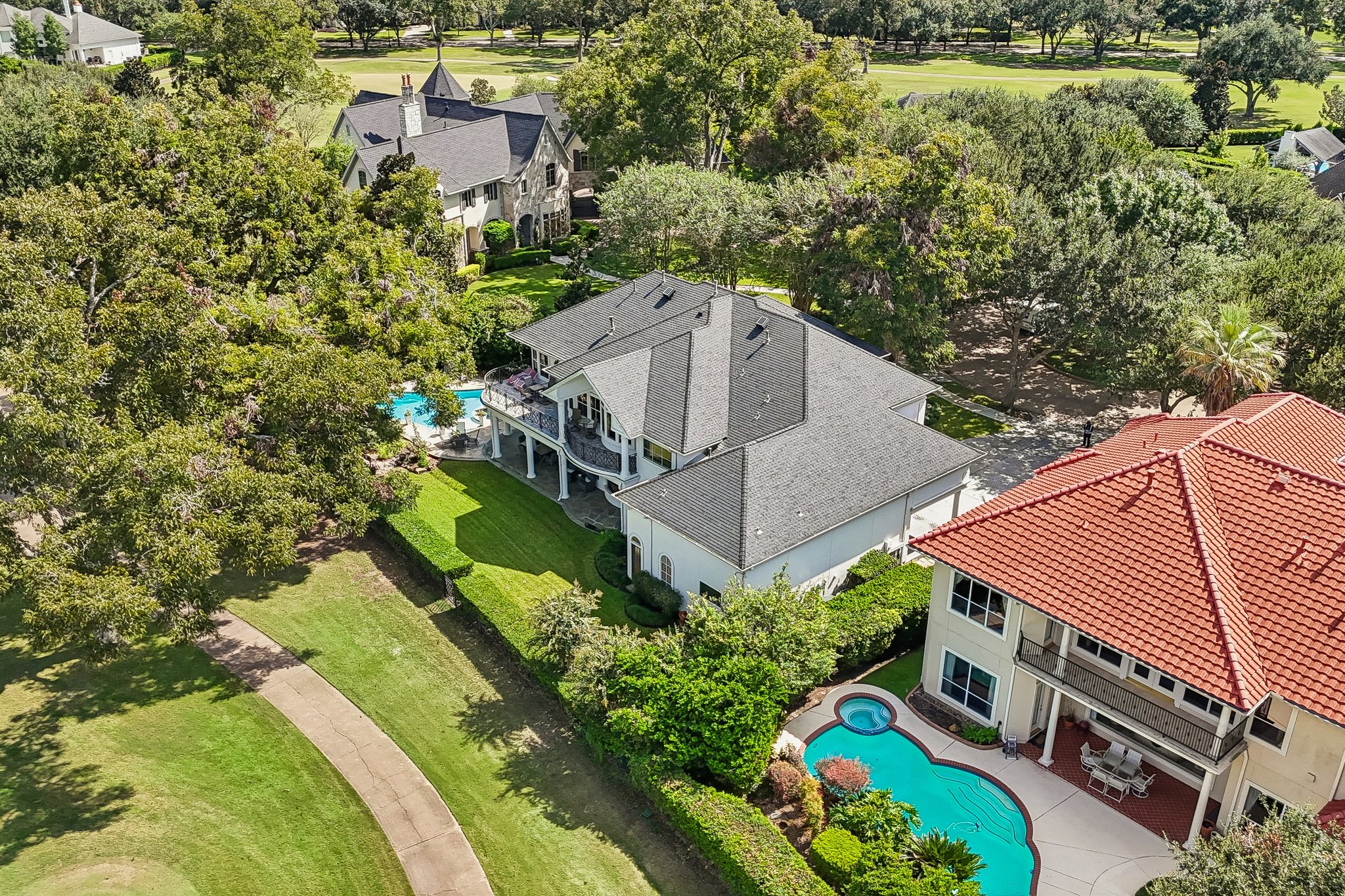 Farrell Ridge Dr-S1210-077.jpg