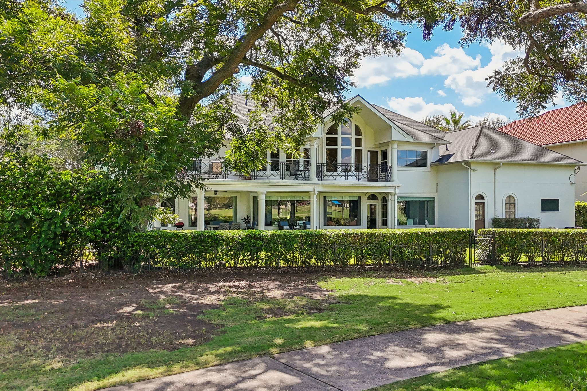 Farrell Ridge Dr-S1210-079.jpg