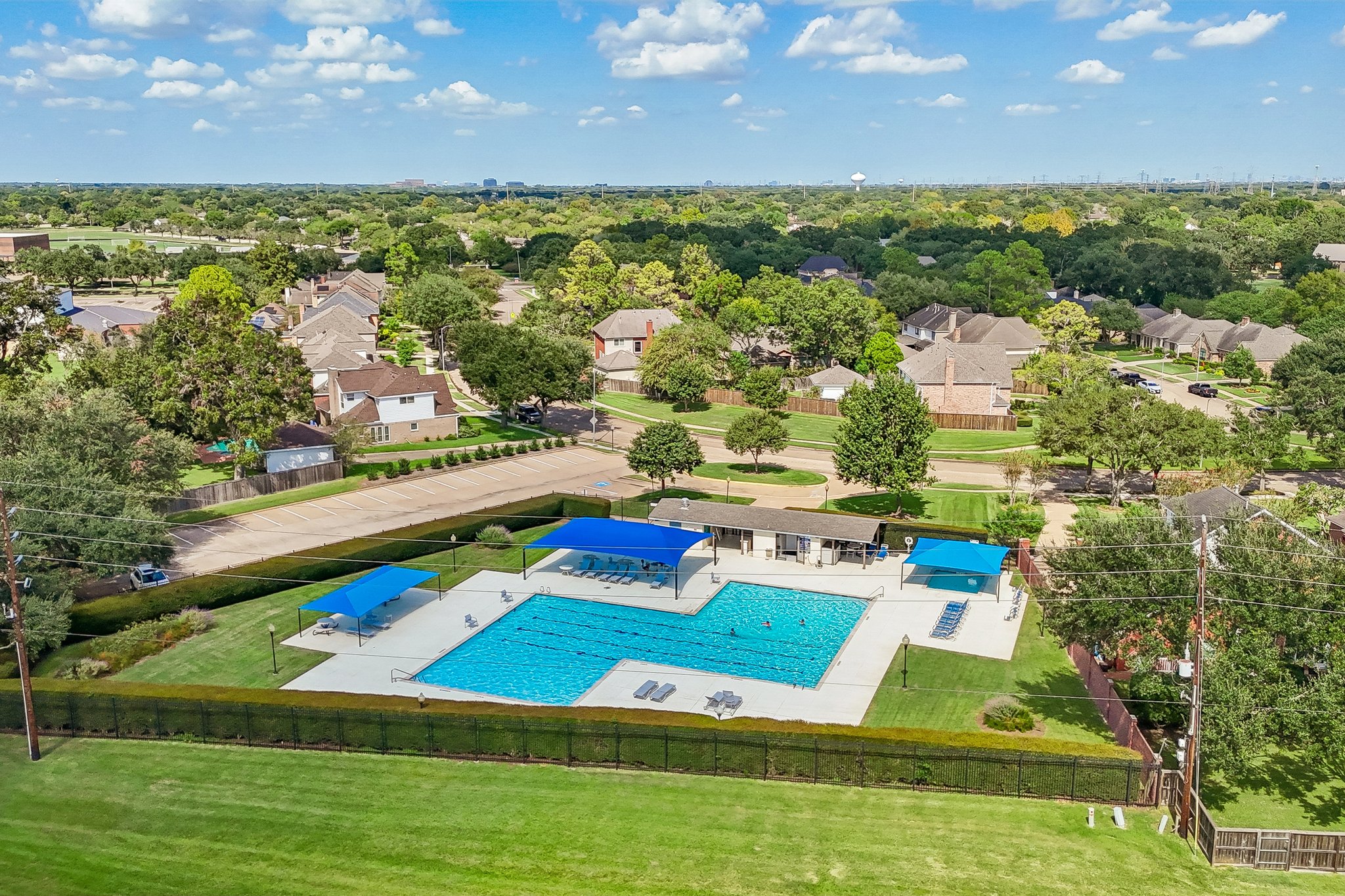 Farrell Ridge Dr-1210-913.jpg