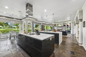 Farrell Ridge Dr-S1210-025.jpg